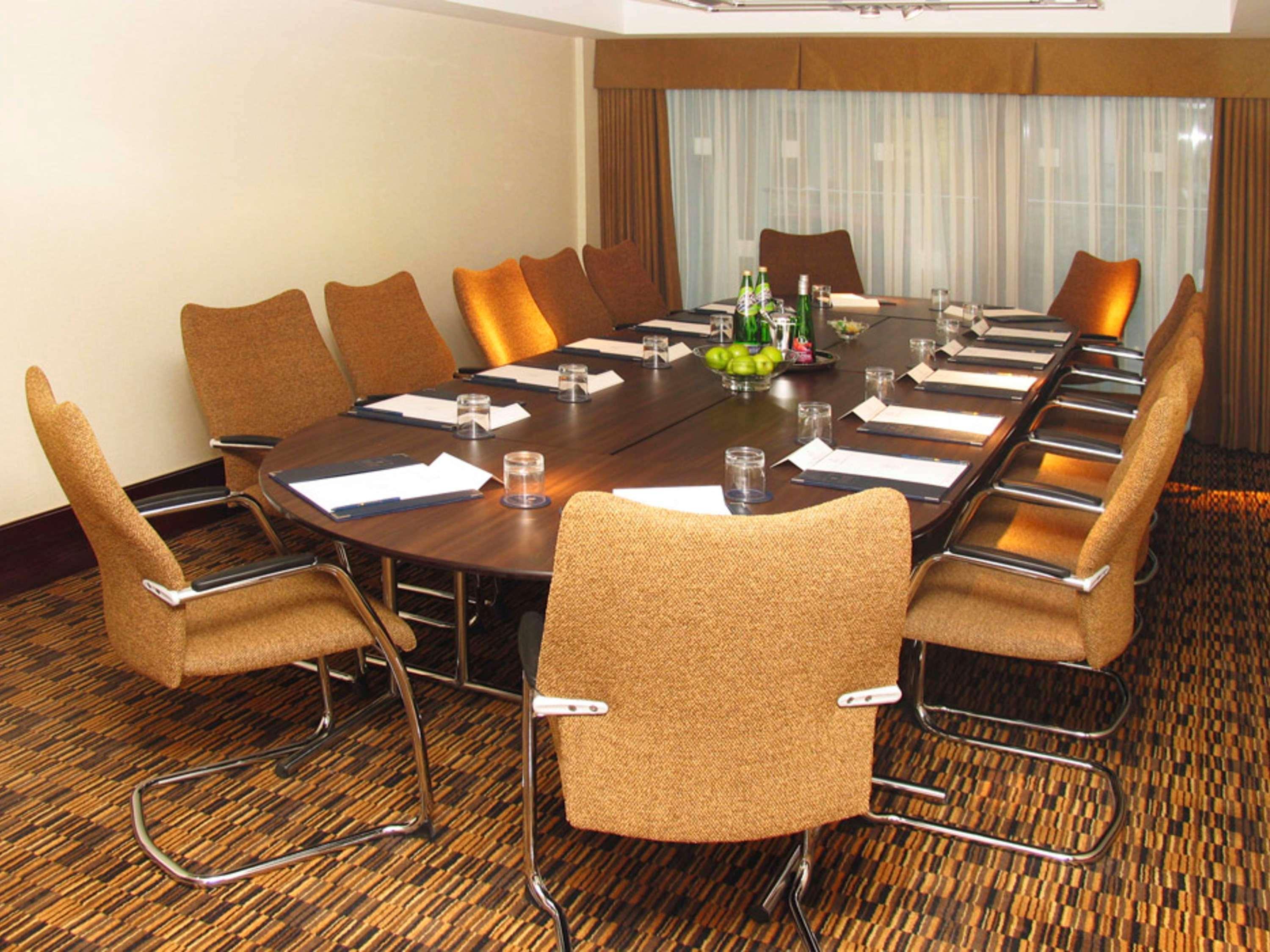 Mercure Sheffield St Paul'S Hotel & Spa Facilities photo