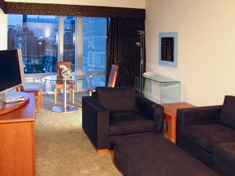 Mercure Sheffield St Paul'S Hotel & Spa Exterior photo