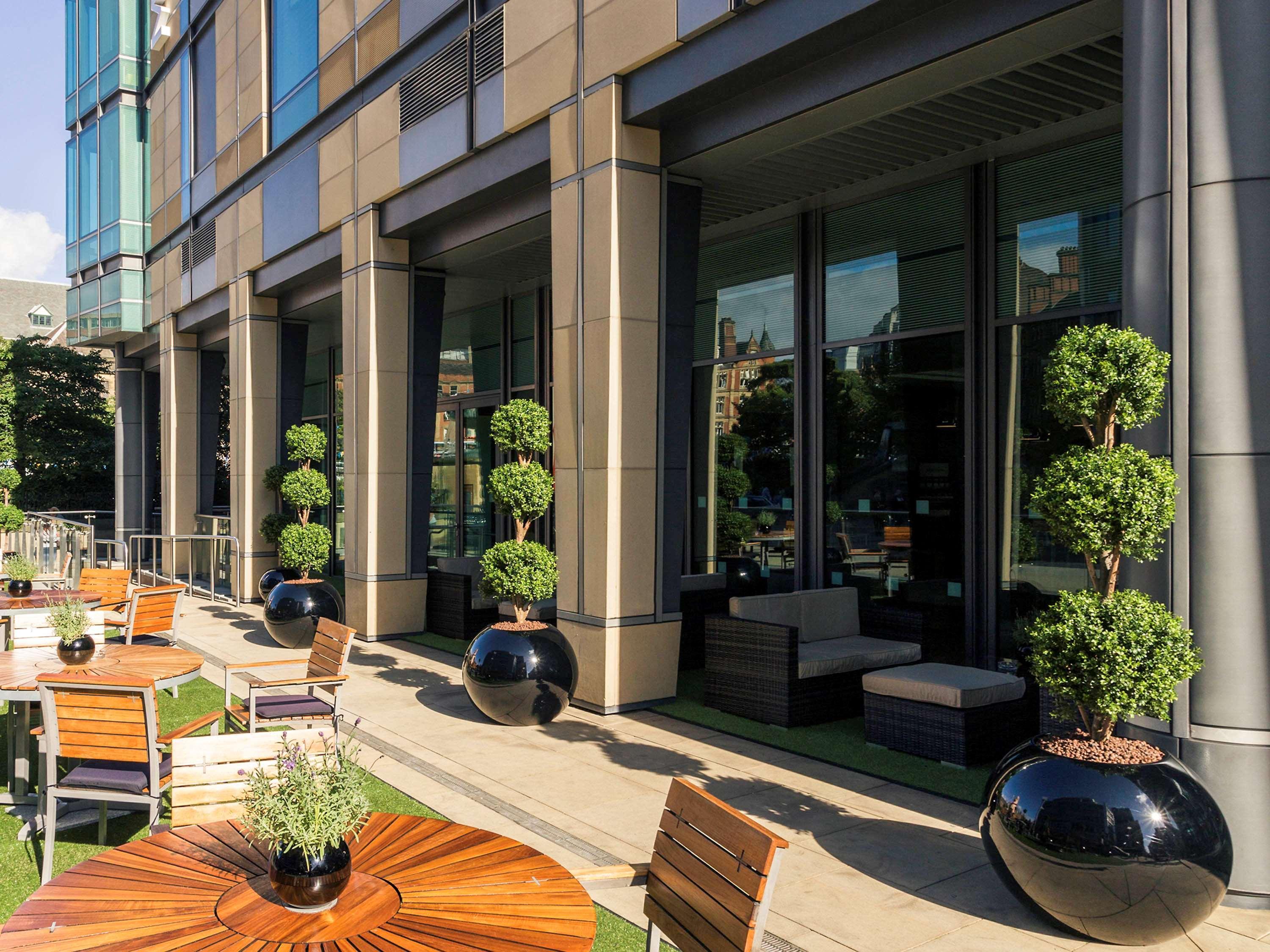 Mercure Sheffield St Paul'S Hotel & Spa Exterior photo